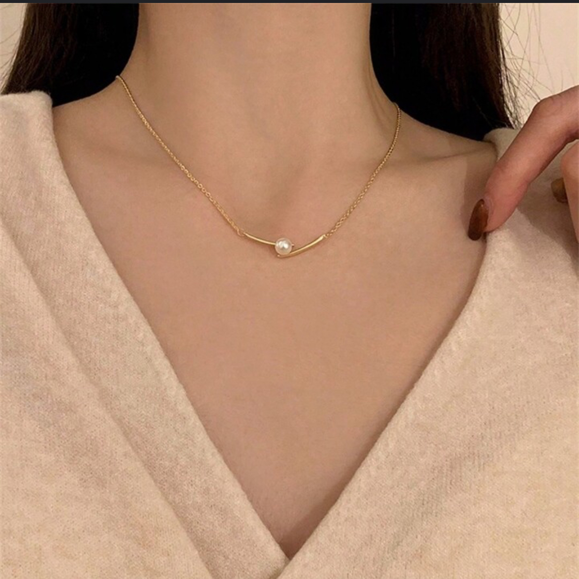 elegant necklace